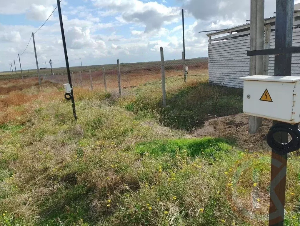 Участок в Крым, Сакский район, с. Штормовое  (10.0 сот.) - Фото 2