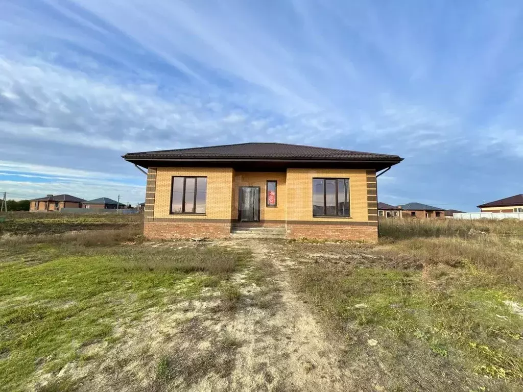 Дом в Ростовская область, Аксайский район, Грушевская ст-ца пер. ... - Фото 1