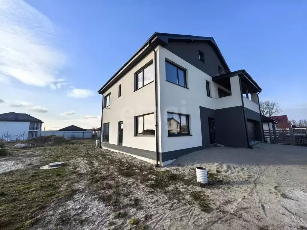 Дом в Калининградская область, Гурьевский муниципальный округ, пос. ... - Фото 1