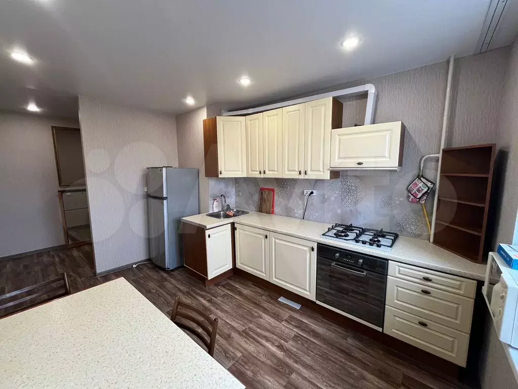 3-к. квартира, 70 м, 9/10 эт. - Фото 0