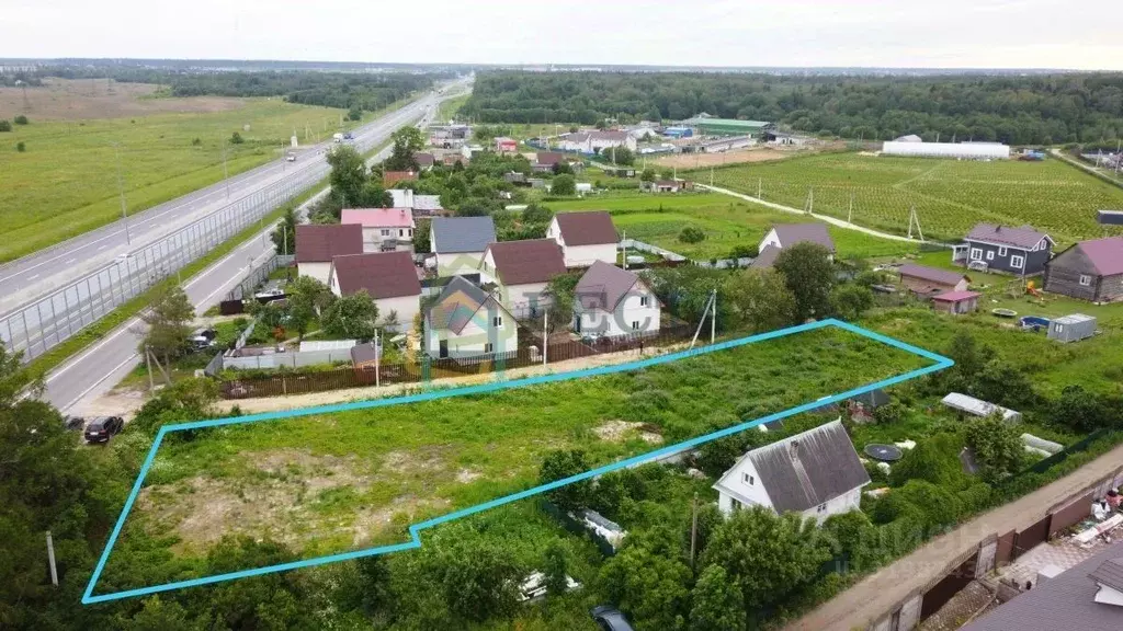 Участок в Ленинградская область, Ломоносовский район, Русско-Высоцкое ... - Фото 1