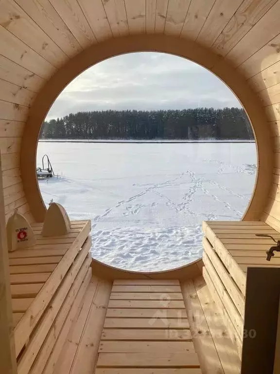 Дом в Тверская область, Осташковский муниципальный округ, д. Заплавье  ... - Фото 1