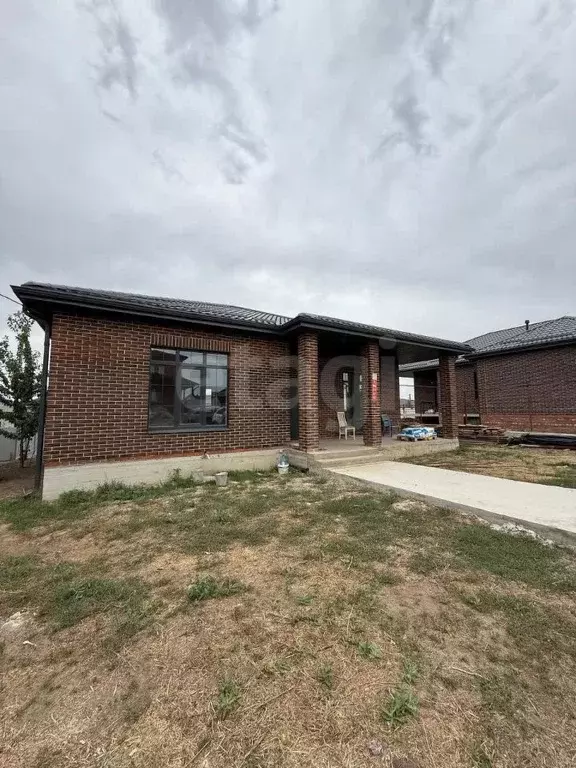 Дом в Ростовская область, Аксайский район, Большелогское с/пос, пос. ... - Фото 1