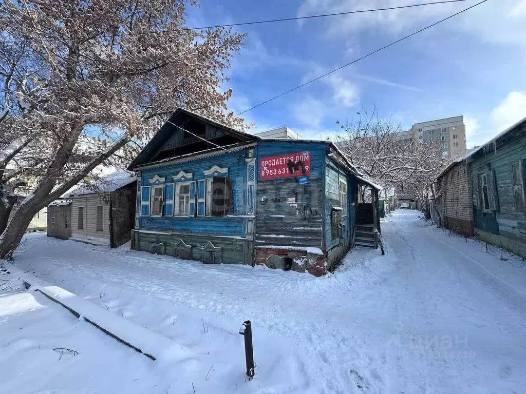 Дом в Саратовская область, Саратов ул. Имени Е.И. Пугачева, 136 (71 м) - Фото 0