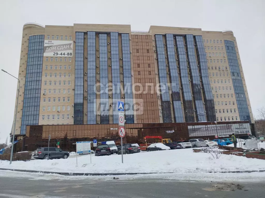 2-к кв. Омская область, Омск ул. Маршала Жукова, 156 (61.2 м) - Фото 1