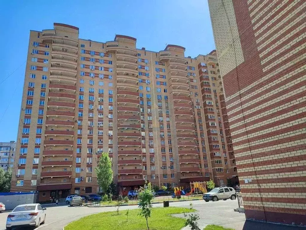 2-к кв. Оренбургская область, Оренбург Нижний проезд, 8/1 (55.0 м) - Фото 0