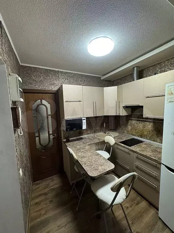 2-к. квартира, 40 м, 2/5 эт. - Фото 0