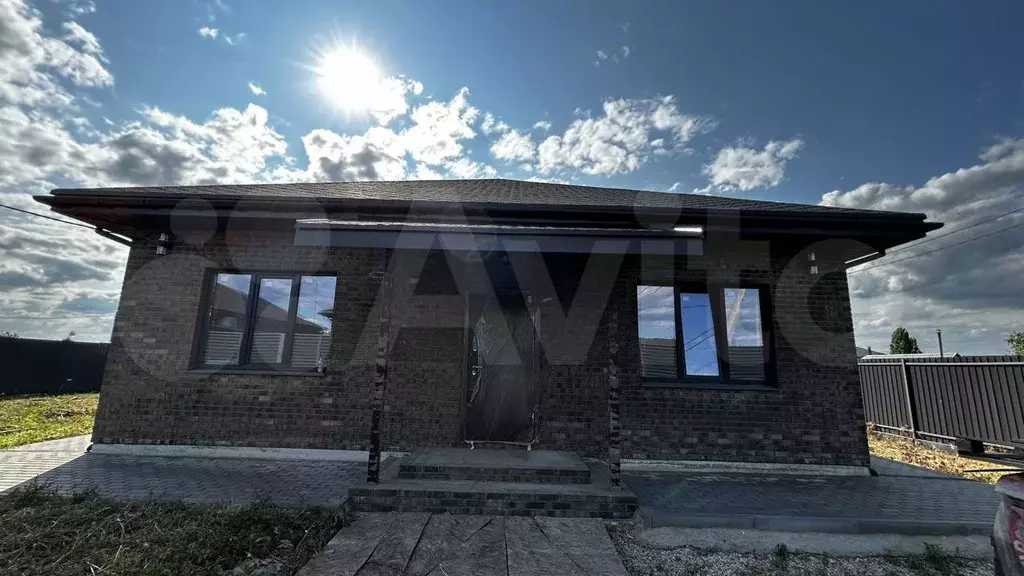 Дом 100 м на участке 6 сот. - Фото 1