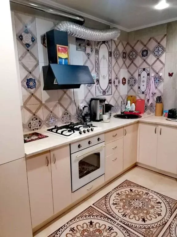 2-к кв. Самарская область, Самара Крутые Ключи мкр, ул. Виталия ... - Фото 0