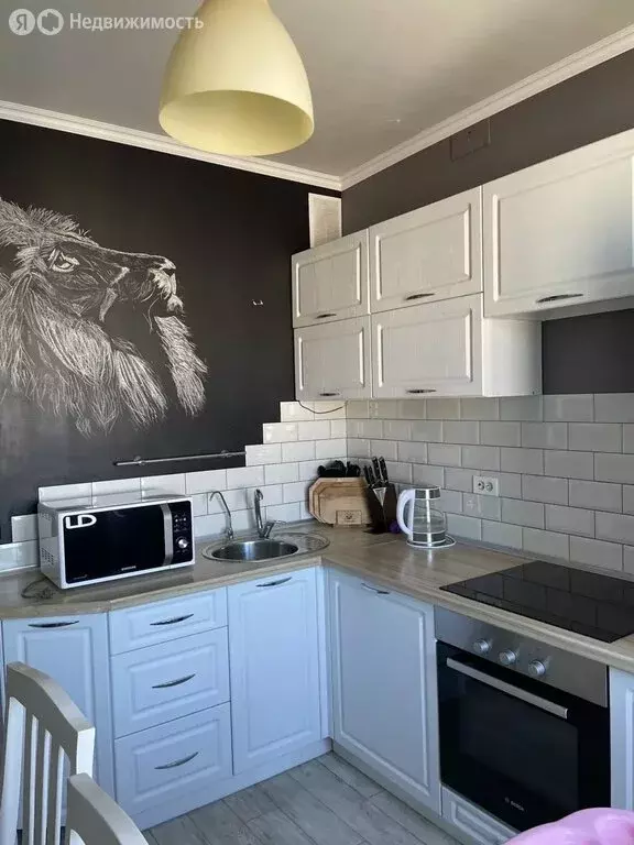 2-комнатная квартира: Челябинск, 1-я Эльтонская улица, 11 (56.9 м) - Фото 1