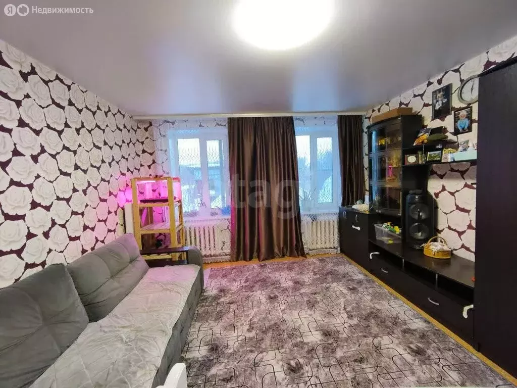2-комнатная квартира: Курган, улица Пушкина, 6 (50 м) - Фото 1