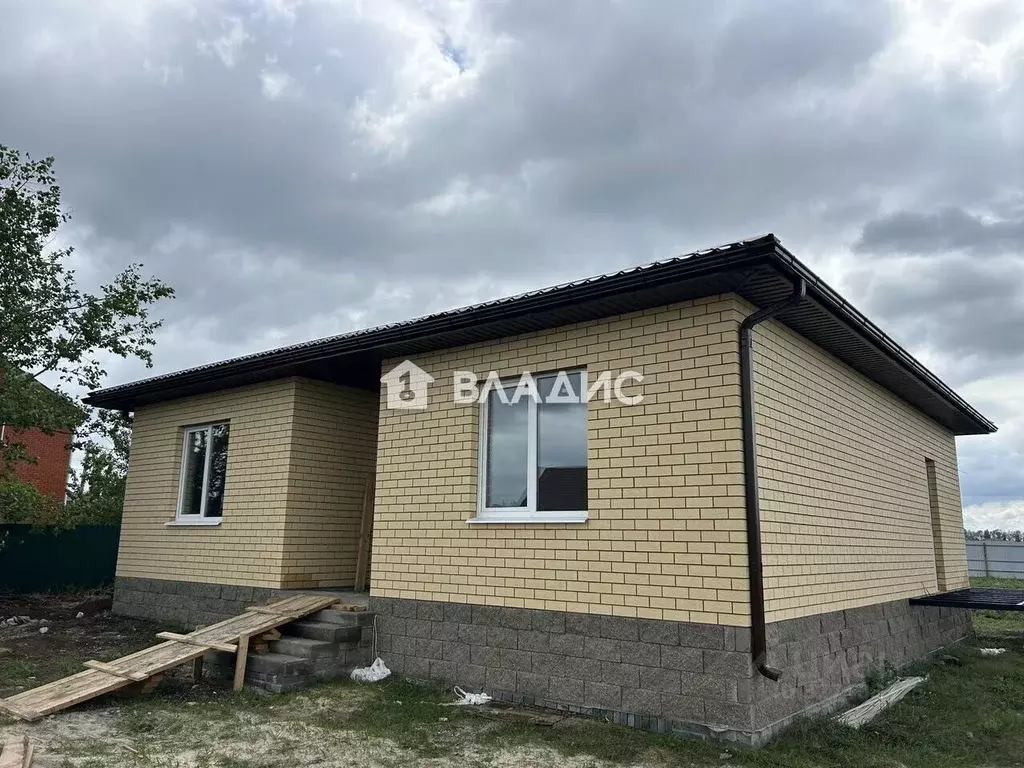 Дом в Белгородская область, Яковлевский муниципальный округ, Красный ... - Фото 1