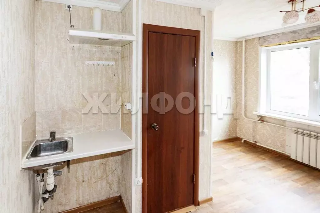 Студия Алтайский край, Барнаул ул. Антона Петрова, 233 (15.0 м) - Фото 2
