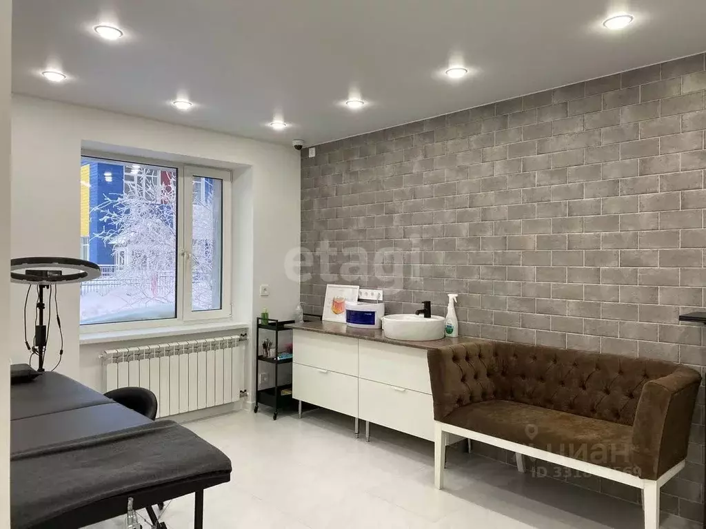 Офис в Ямало-Ненецкий АО, Новый Уренгой Советский мкр, 3/1 (34 м) - Фото 2
