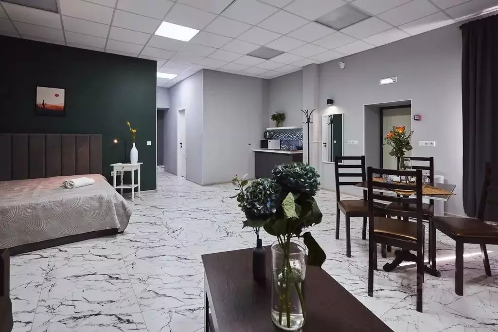 1-к кв. Астраханская область, Астрахань ул. Куйбышева, 78 (50.0 м) - Фото 0
