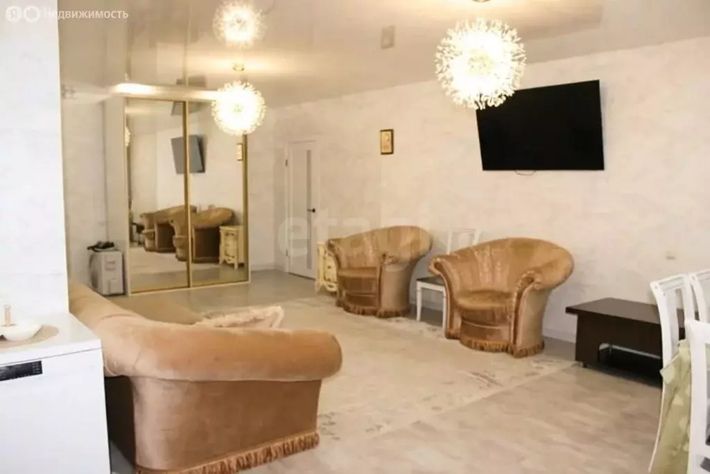 2-комнатная квартира: Нефтекамск, Городская улица, 2 (69 м) - Фото 2
