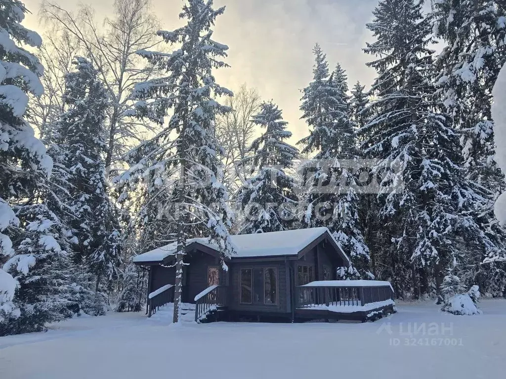 Дом в Тверская область, Зубцовский муниципальный округ, д. Щеколдино ... - Фото 1