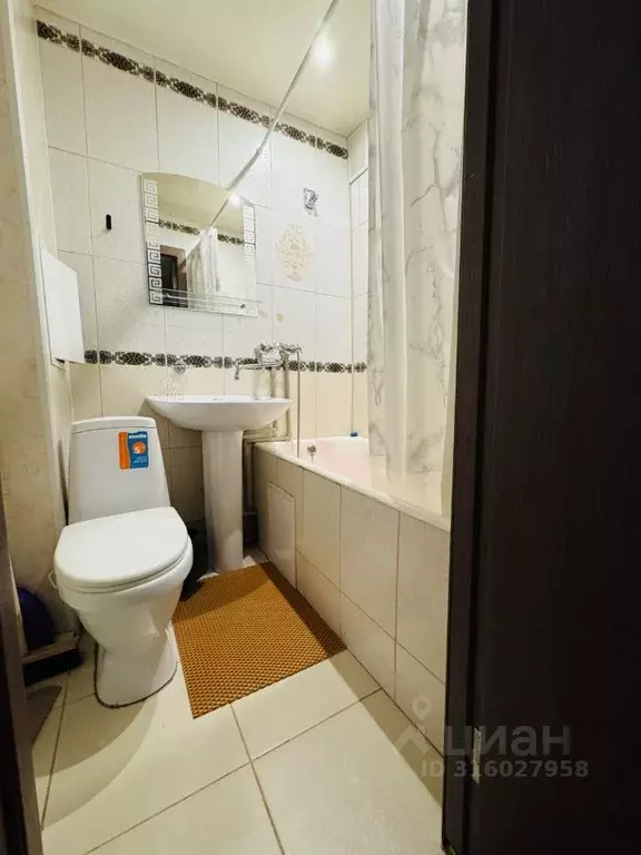 1-к кв. Самарская область, Тольятти просп. Степана Разина, 4 (30.0 м) - Фото 1
