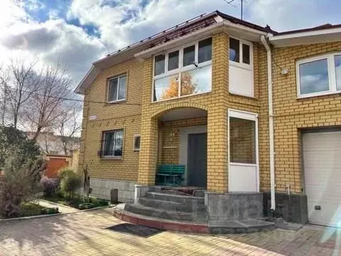 Коттедж в Свердловская область, Екатеринбург ул. Кутузова, 51 (450 м) - Фото 2