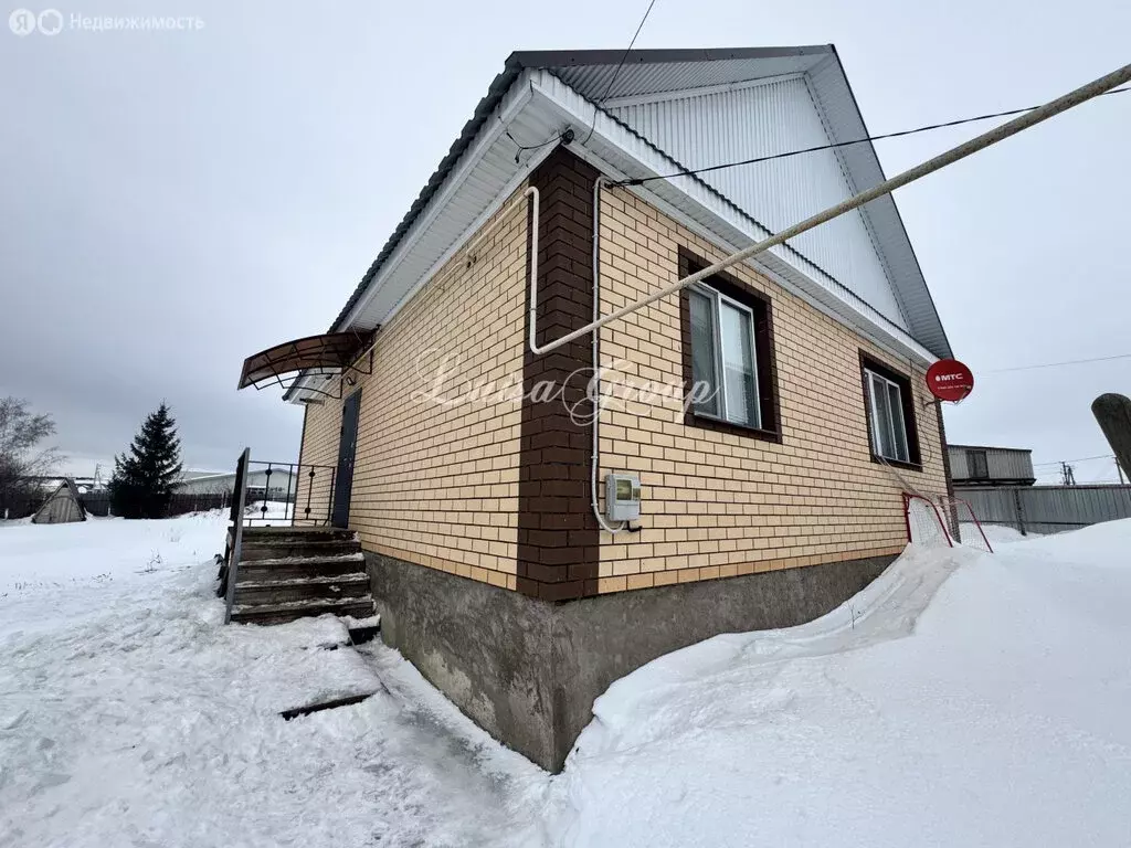 Дом в село Гафурово, Коммунистическая улица (80 м) - Фото 2