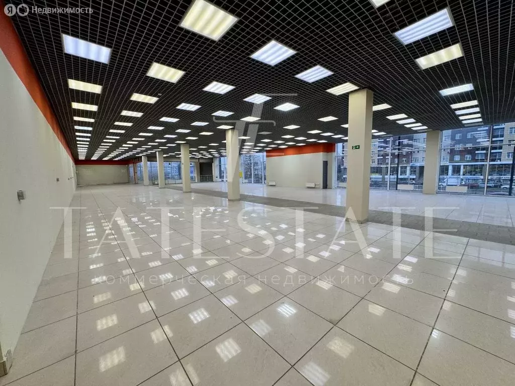 Торговая площадь (750 м) - Фото 1