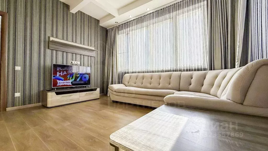 2-к кв. Иркутская область, Иркутск ул. Декабрьских Событий, 31 (67.0 ... - Фото 1