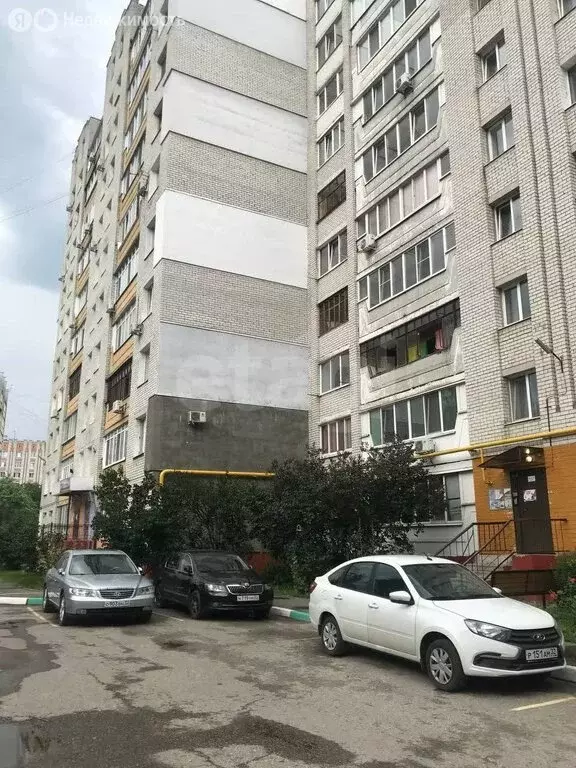 3-комнатная квартира: Брянск, улица Крахмалёва, 31 (61.5 м) - Фото 1