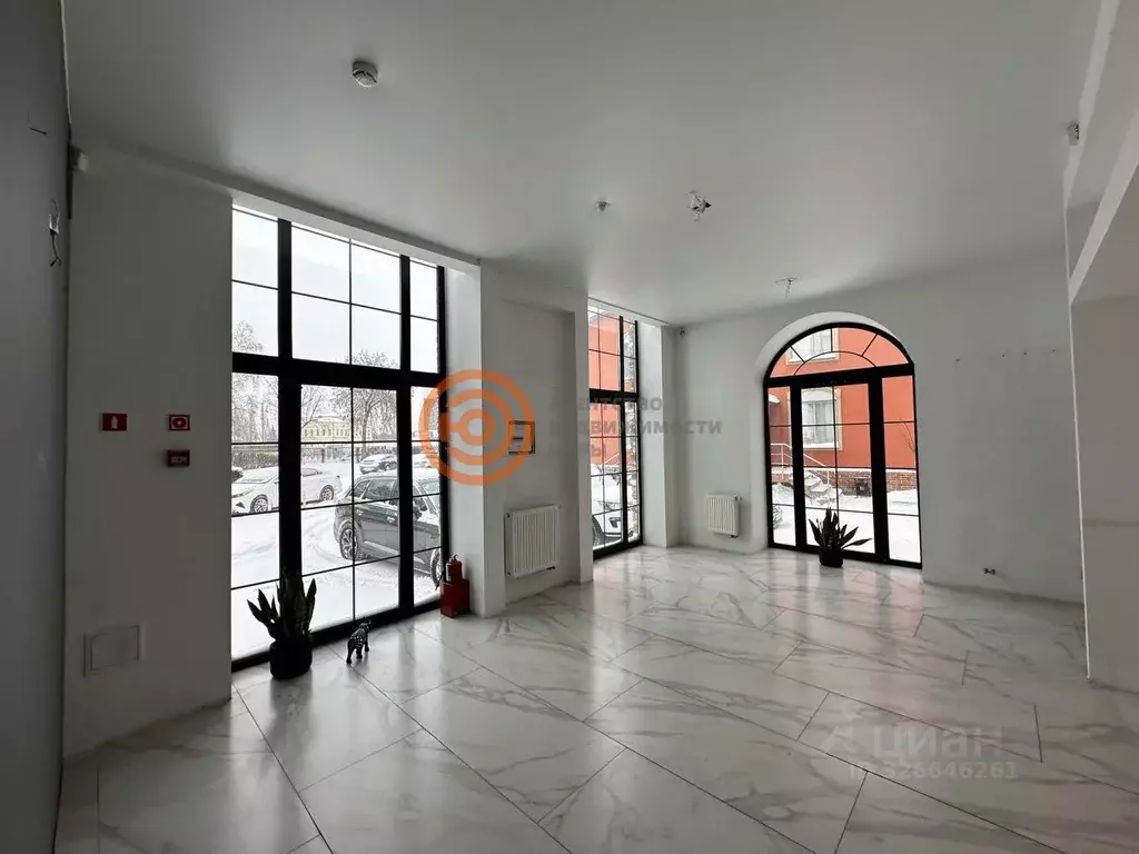 Помещение свободного назначения в Тюменская область, Тюмень ул. ... - Фото 1