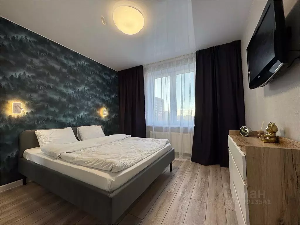 1-к кв. Тюменская область, Тюмень ул. Республики, 204к7 (31.0 м) - Фото 0