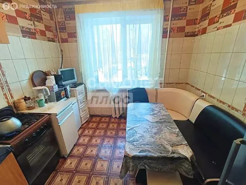 3-комнатная квартира: деревня Богородицкое, улица Викторова, 31 (65 м) - Фото 1