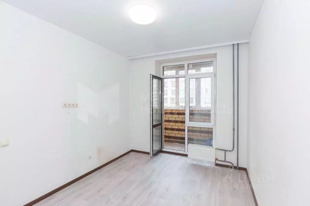 1-к кв. Тюменская область, Тюмень ул. Тимофея Чаркова, 79к3 (34.6 м) - Фото 1