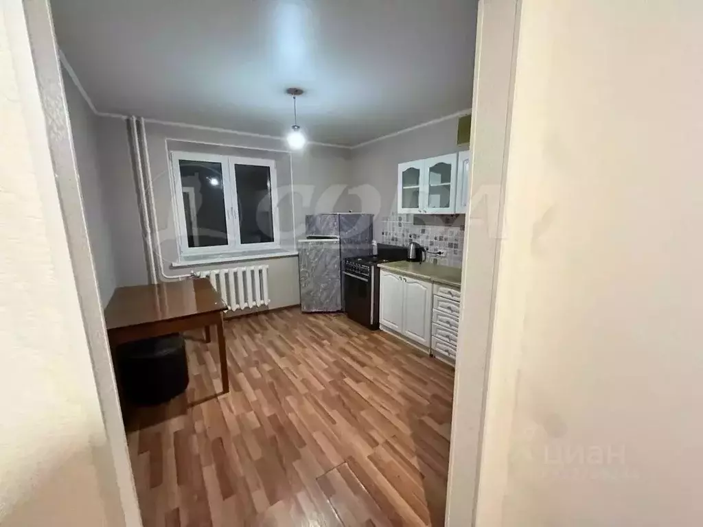 1-к кв. Тюменская область, Тюмень ул. Боровская, 33 (37.0 м) - Фото 1
