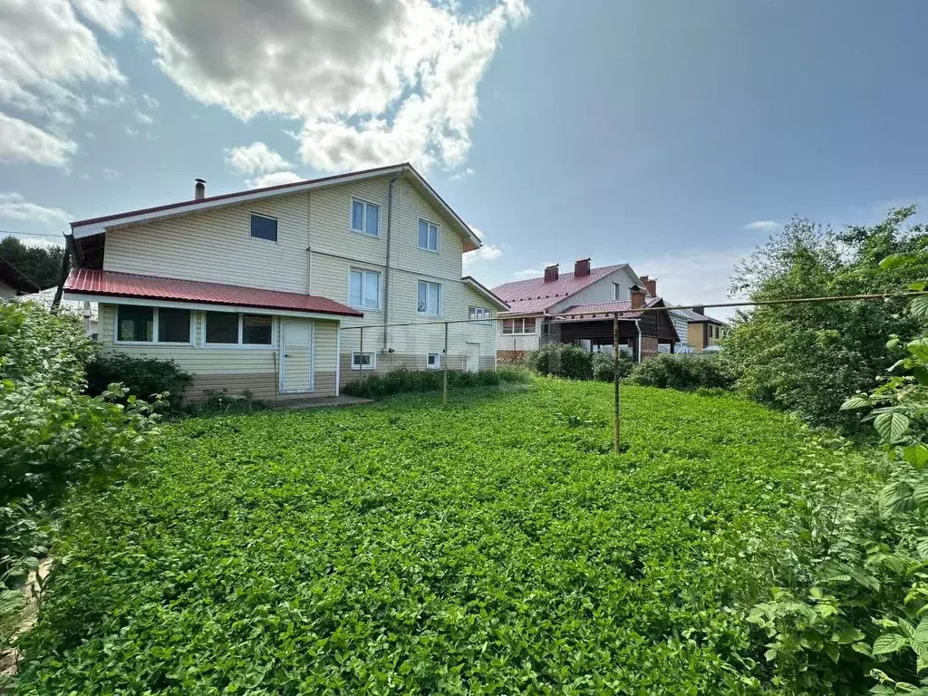 Дом в Марий Эл, Йошкар-Ола проезд 2-й Карла Либкнехта, 7 (208 м) - Фото 1