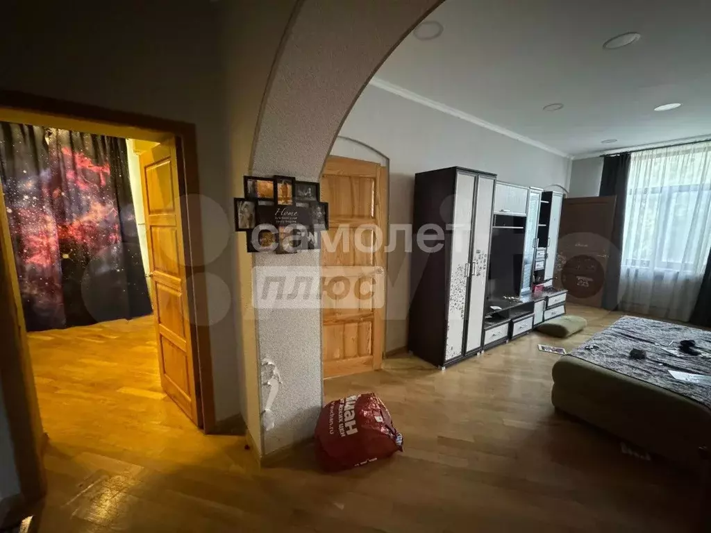 3-к. квартира, 70 м, 5/5 эт. - Фото 1