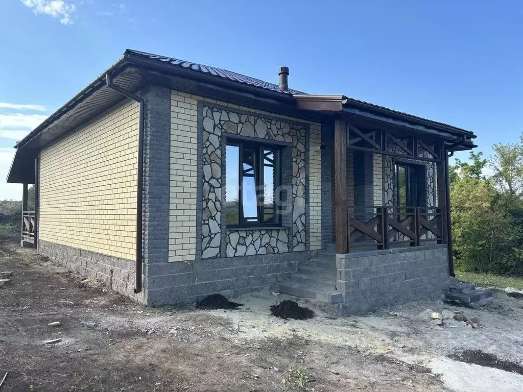 Дом в Белгородская область, Белгородский район, пос. Майский ул. ... - Фото 0