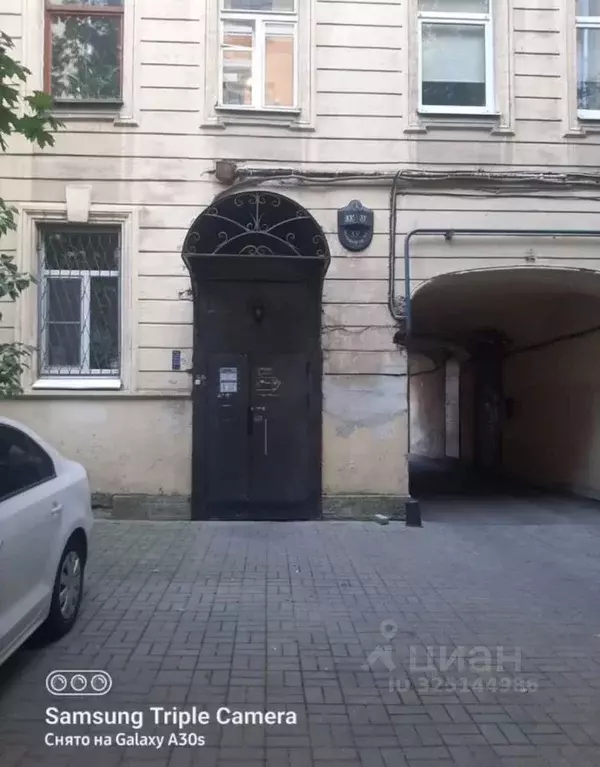 Комната Санкт-Петербург просп. Большой Петроградской стороны, 33А ... - Фото 1