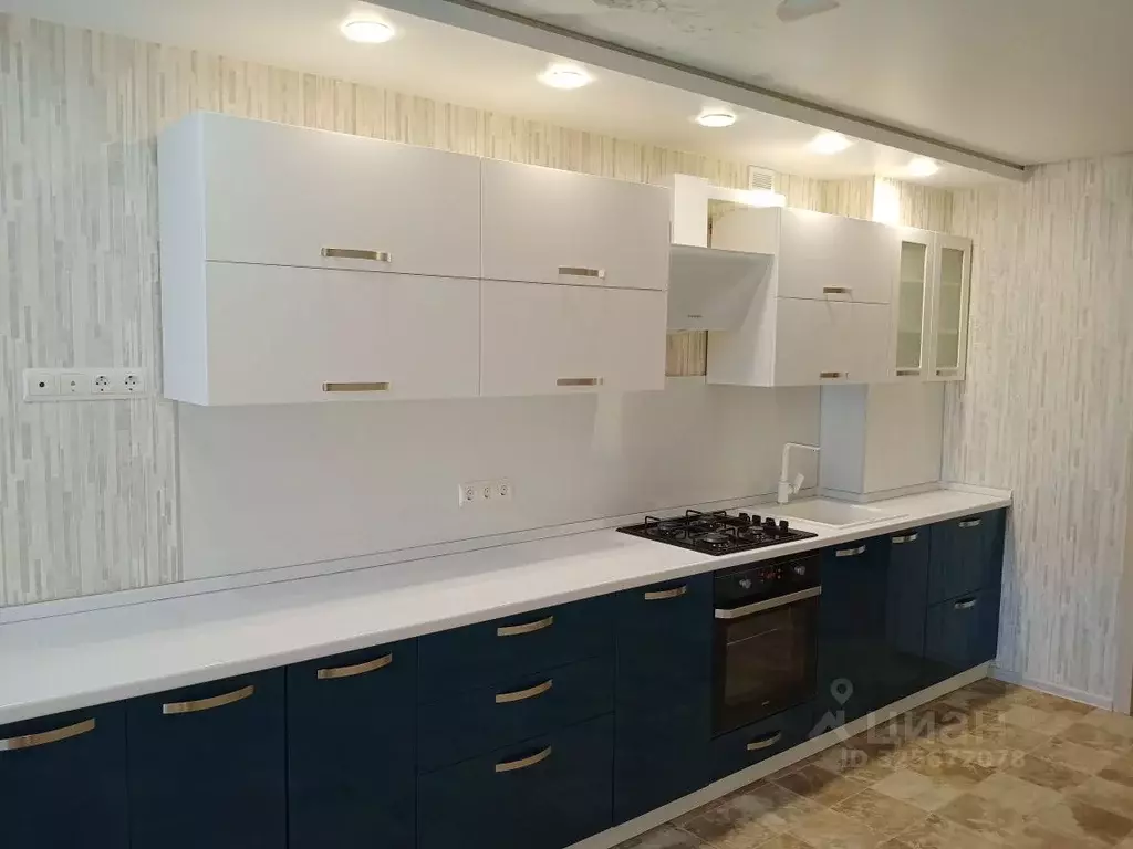 3-к кв. Саратовская область, Саратов ул. Имени С.П. Лисина, 10 (81.0 ... - Фото 1