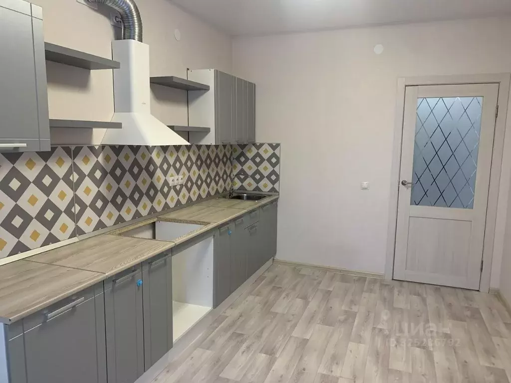 3-к кв. Красноярский край, Красноярск ул. Академгородок, 70 (85.5 м) - Фото 1