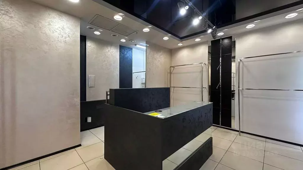 Торговая площадь в Красноярский край, Красноярск ул. Молокова, 56 (39 ... - Фото 2