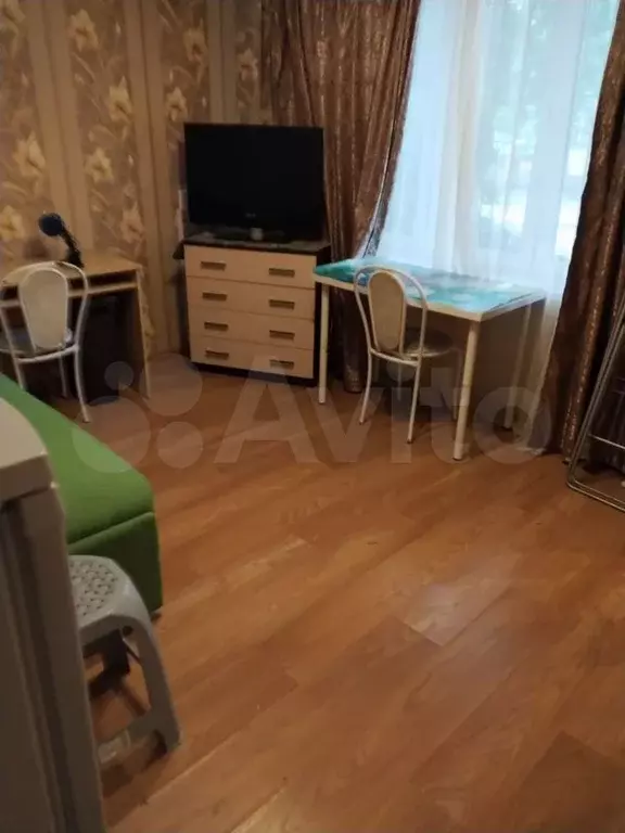Комната 15 м в 2-к., 1/9 эт. - Фото 0