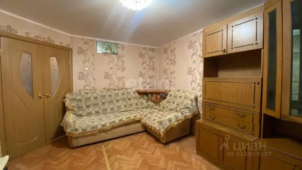 2-к кв. Башкортостан, Стерлитамак Черноморская ул., 12 (46.3 м) - Фото 0