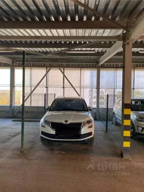 Гараж в Свердловская область, Екатеринбург ул. Прибалтийская, 9 (18 м) - Фото 2