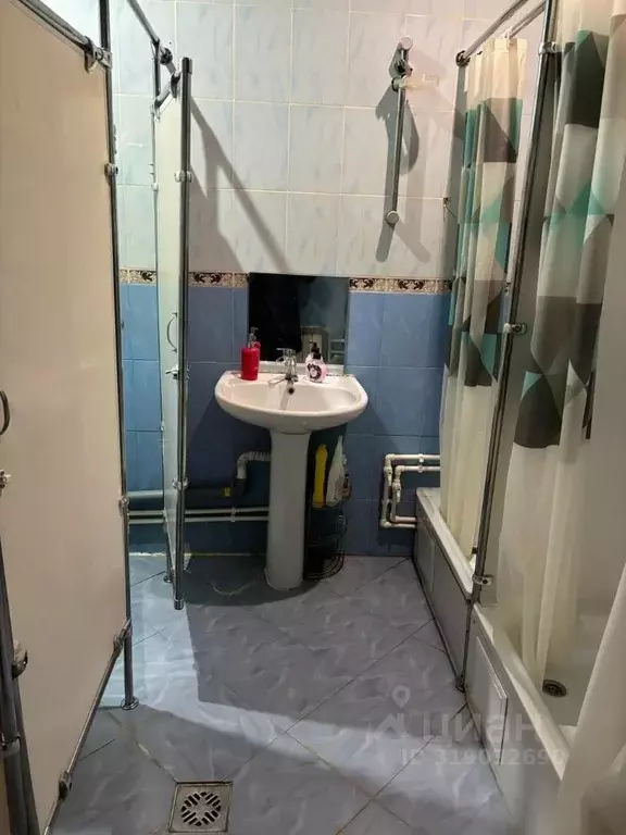 3-к кв. Ямало-Ненецкий АО, Тарко-Сале Пуровский район, ул. Айваседо, 2 ... - Фото 1