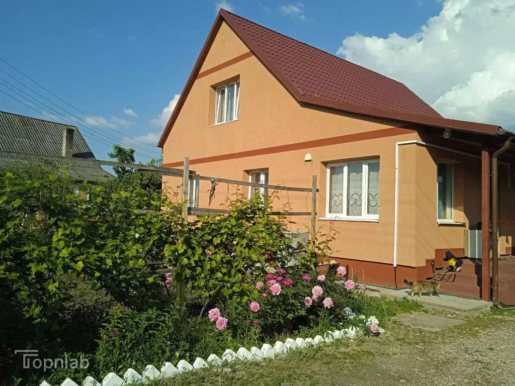 Дом в Калининградская область, Гвардейский муниципальный округ, пос. ... - Фото 1