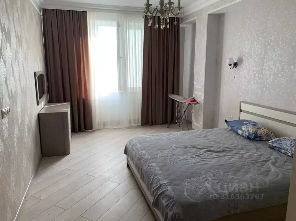 2-к кв. Дагестан, Махачкала ул. Каммаева, 83 (83.0 м) - Фото 0
