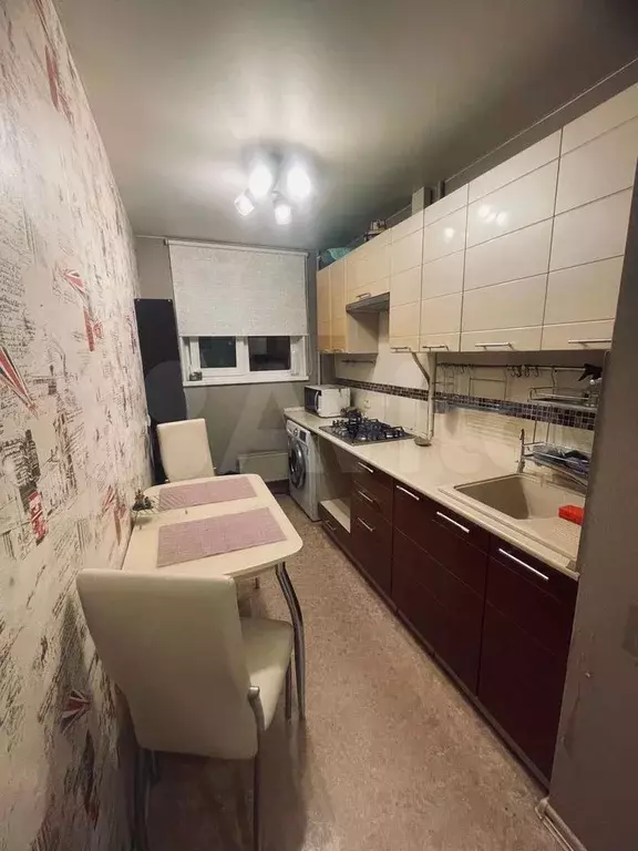 2-к. квартира, 42 м, 5/9 эт. - Фото 1