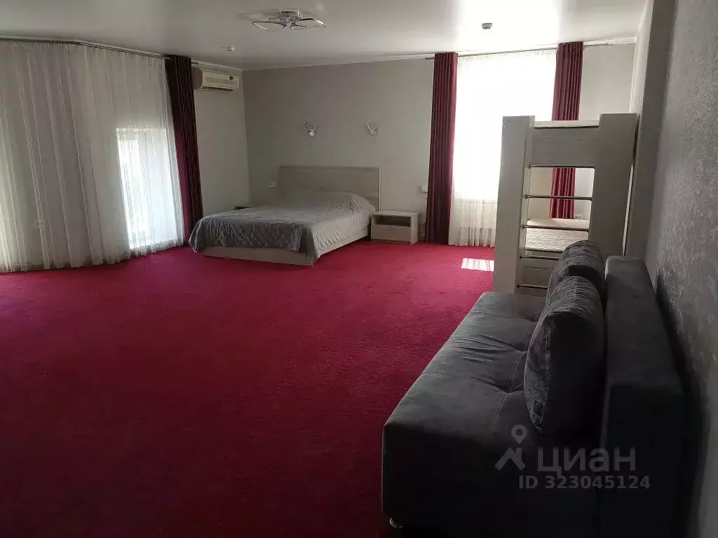 Комната Ростовская область, Сальск Набережная ул., 1 - Фото 1