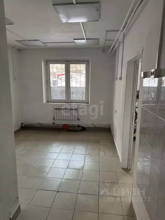 Помещение свободного назначения в Тюменская область, Тюмень ул. ... - Фото 1