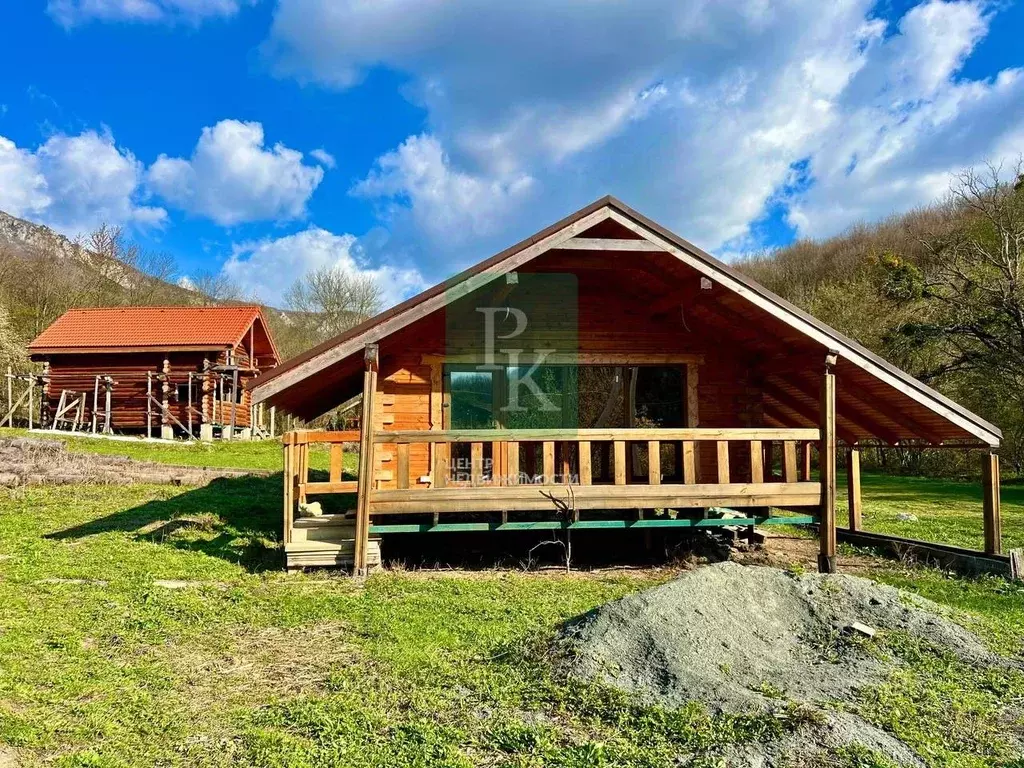 Участок в Крым, Бахчисарайский район, Голубинское с/пос, с. Соколиное ... - Фото 2