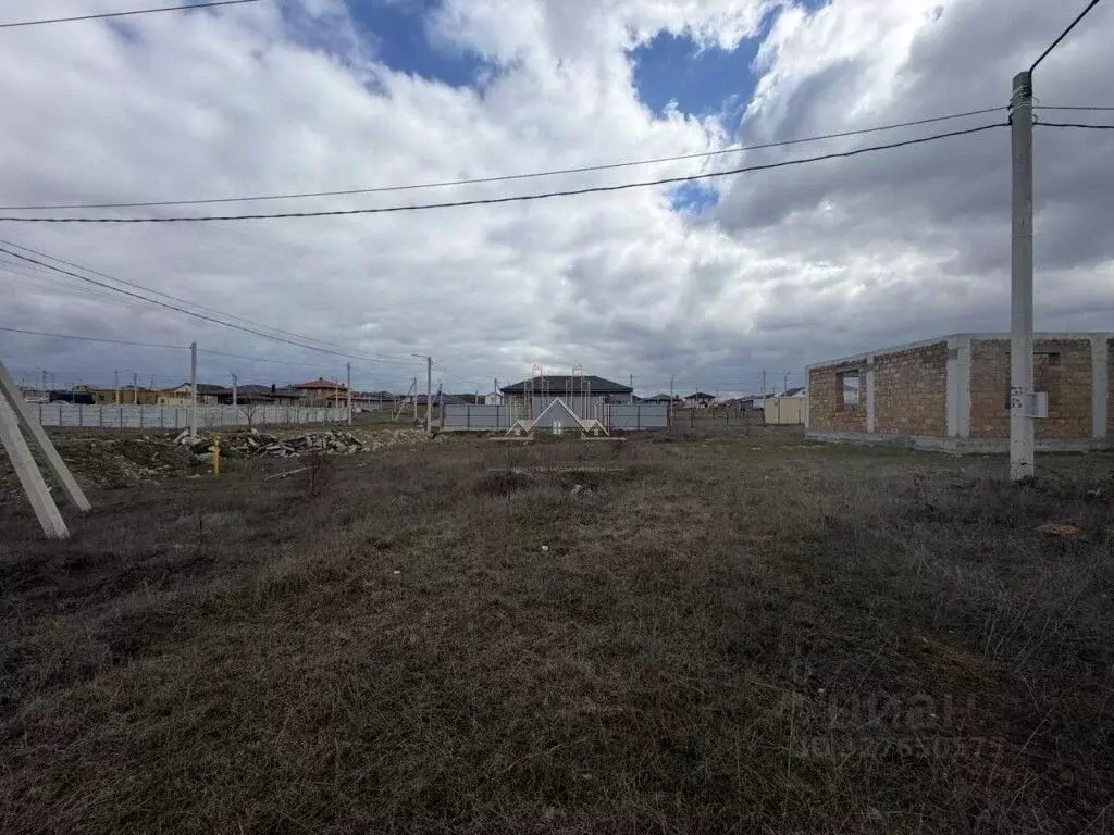 Участок в Крым, Симферопольский район, с. Мирное 3349 (6.0 сот.) - Фото 0